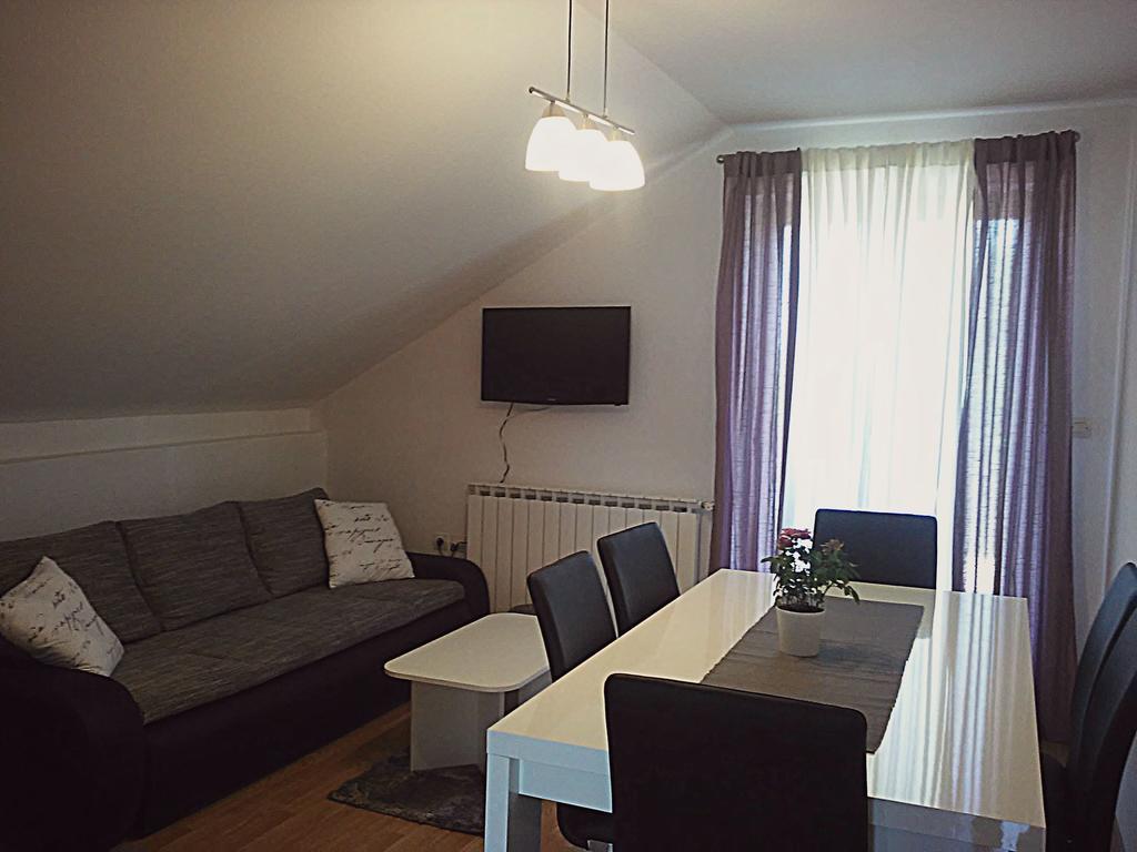 Apartment Silvia Slunj Room photo